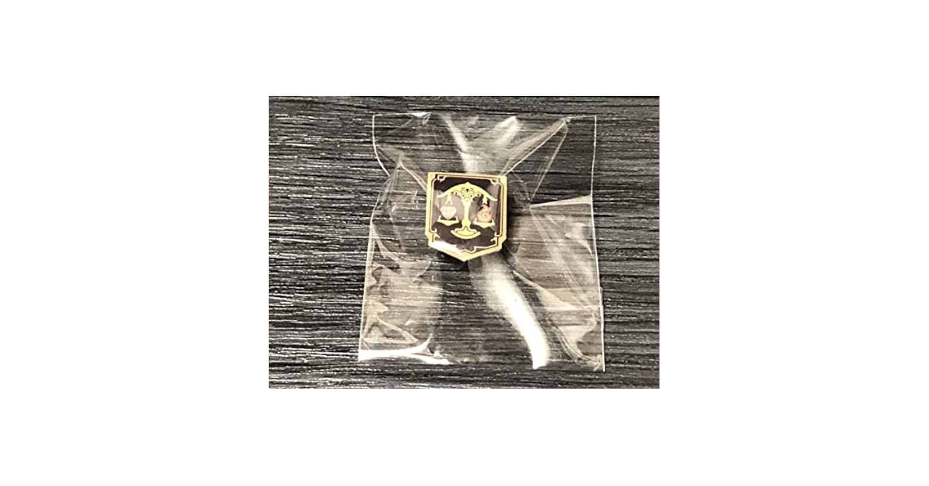 FF14 エオカフェ 国旗ピンバッジ エオルゼアカフェ Amazon | エオルゼアカフェ ウルダハ 国旗ピンバッジ FF14 FFXIV